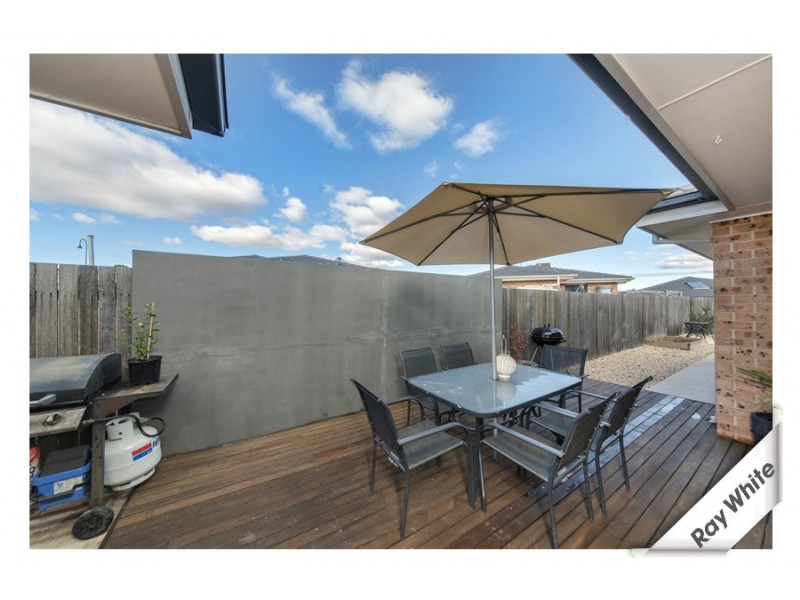 3 Keaney street, Macgregor ACT 2615