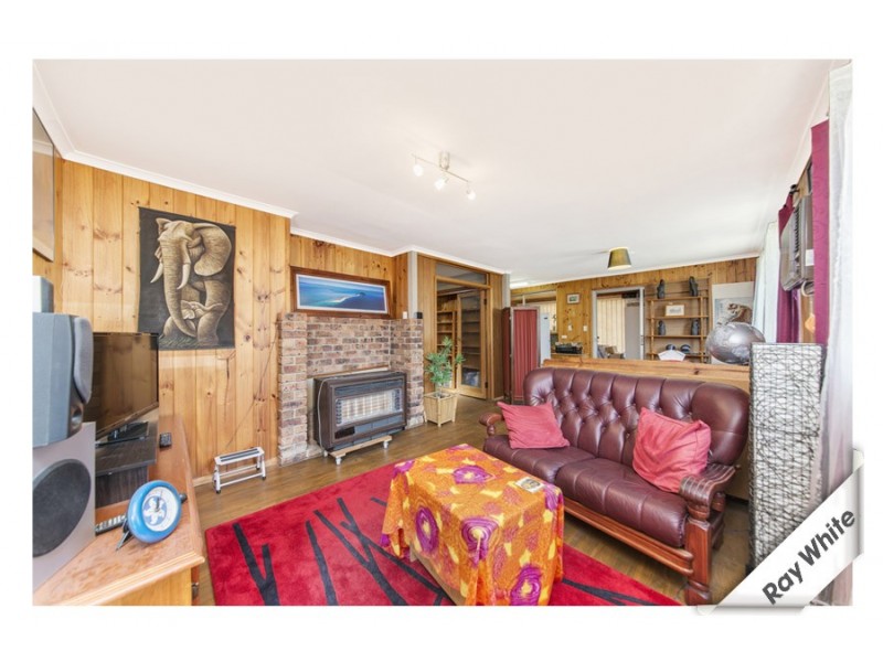 33 Mockridge Crescent, Holt ACT 2615