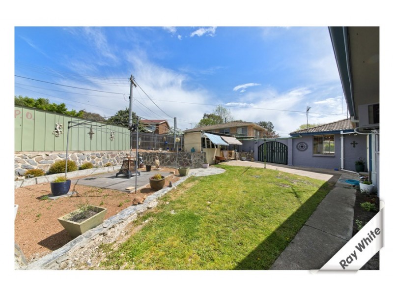 33 Mockridge Crescent, Holt ACT 2615