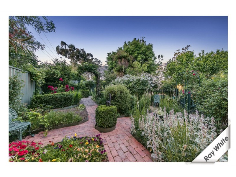 24 Plummer Street, Weetangera ACT 2614