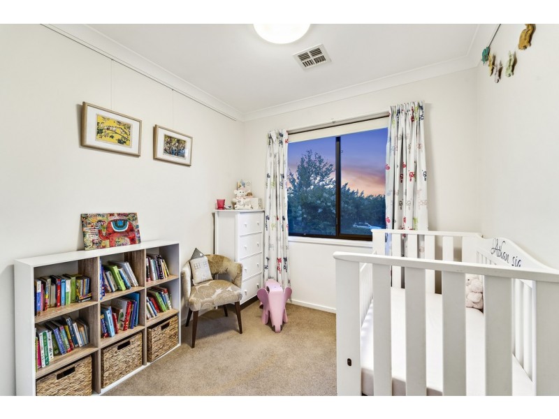 34 Rohan Rivett Crescent, Mckellar ACT 2617