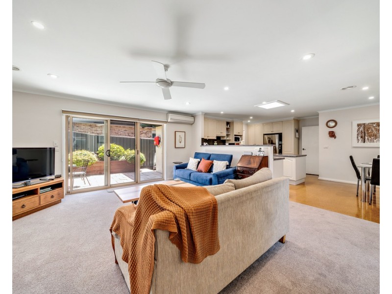 63 Brownless Street, Macgregor ACT 2615