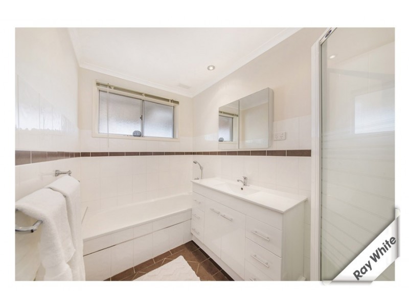 138 Chuculba Crescent, Giralang ACT 2617
