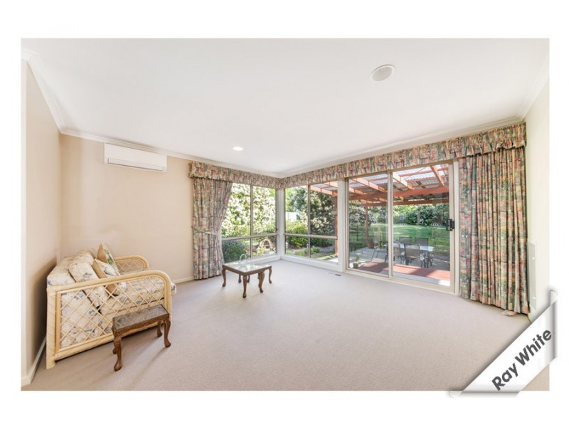4 Vest Place, Weetangera ACT 2614
