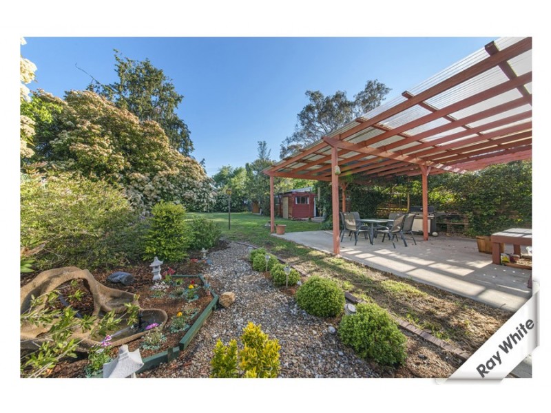 4 Vest Place, Weetangera ACT 2614