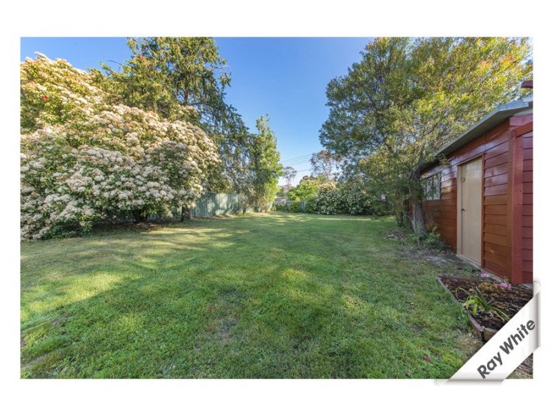 4 Vest Place, Weetangera ACT 2614