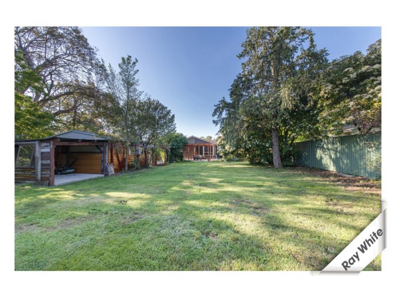 4 Vest Place, Weetangera ACT 2614