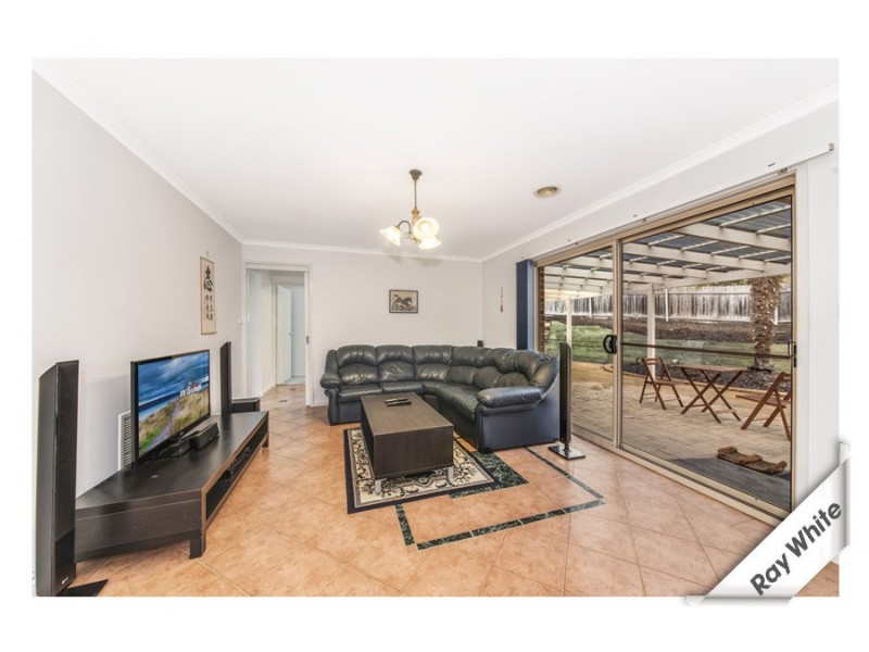 33 Tipiloura Street, Ngunnawal ACT 2913
