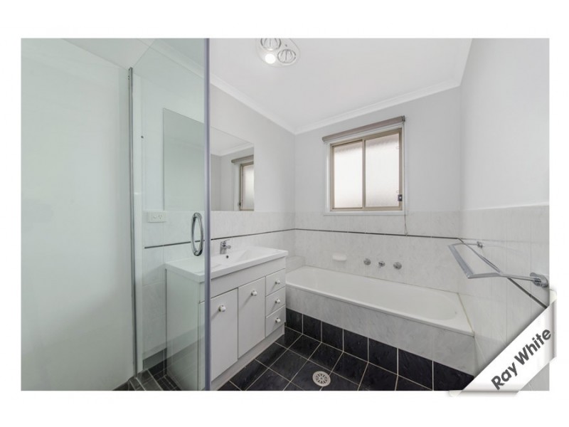 33 Tipiloura Street, Ngunnawal ACT 2913