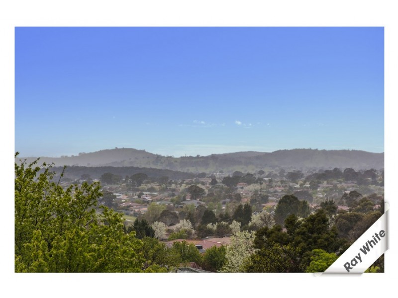 33 Tipiloura Street, Ngunnawal ACT 2913
