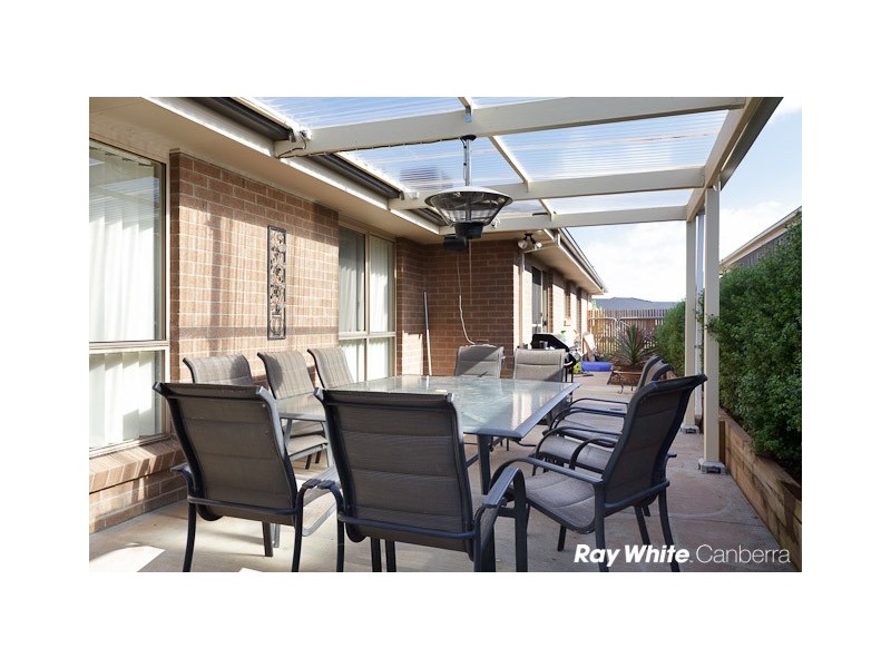 18 Gordon Withnall Crescent, Dunlop ACT 2615