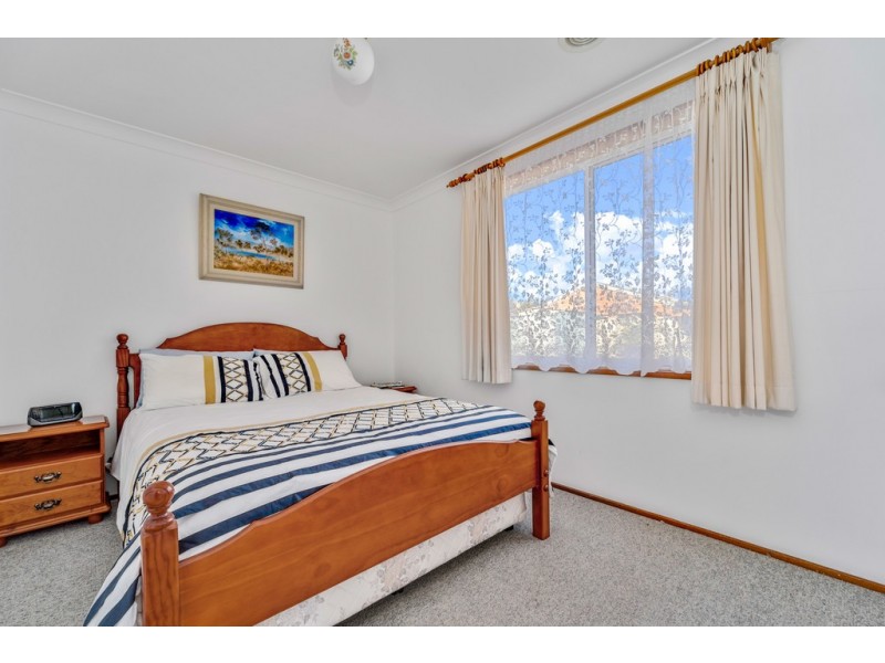 8 Huxley Place, Palmerston ACT 2913