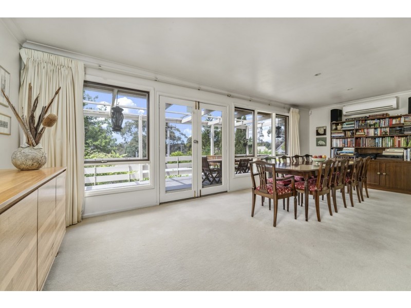 11 Crace Street, Weetangera ACT 2614