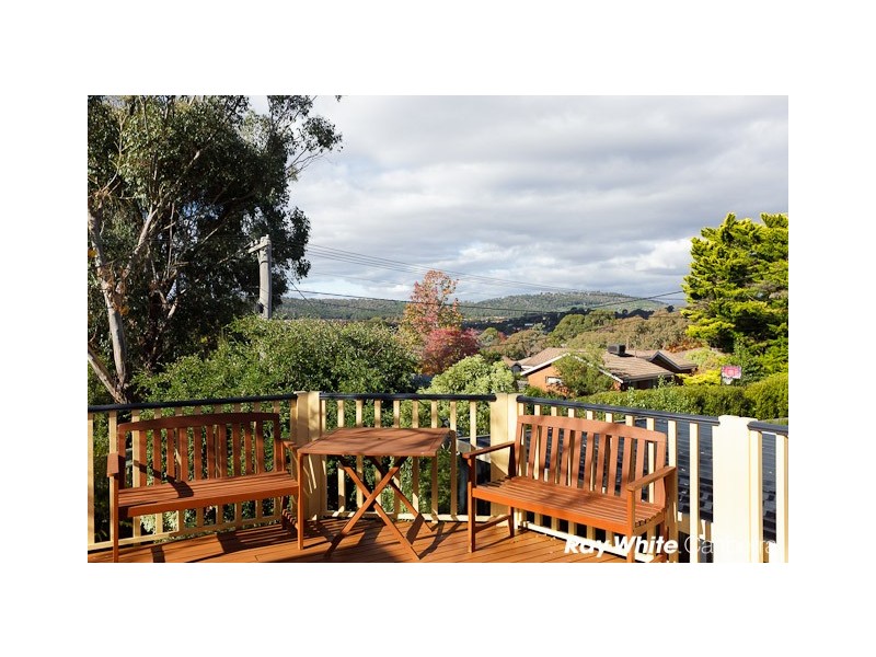 6 Coles Place, Torrens ACT 2607
