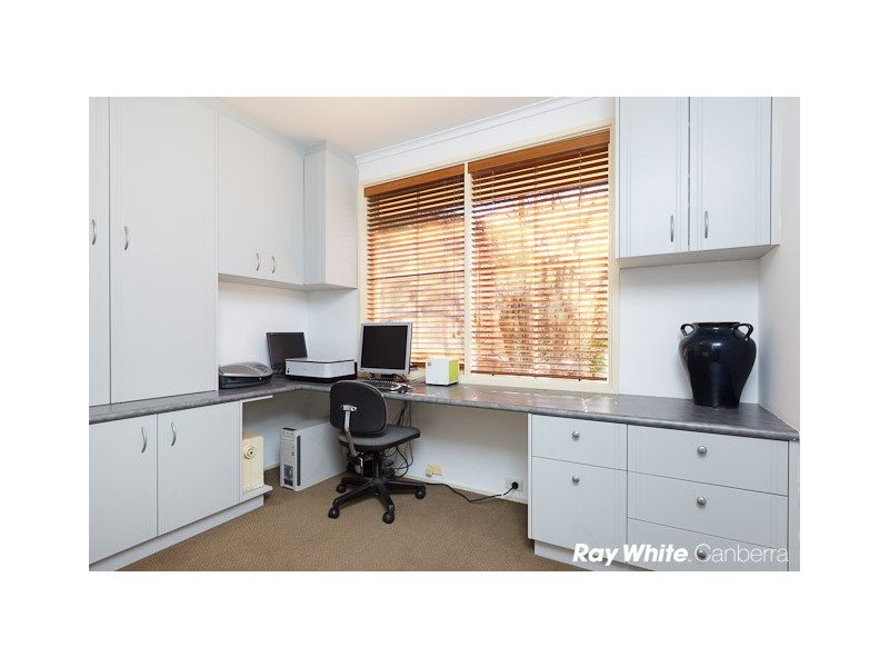 6 Coles Place, Torrens ACT 2607