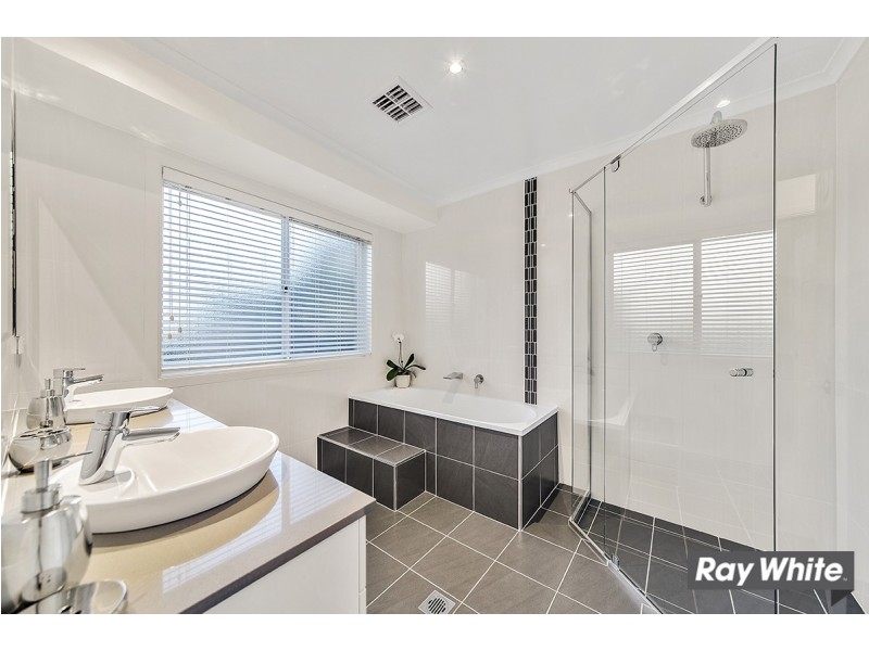 24 Arthaldo Court, Nicholls ACT 2913