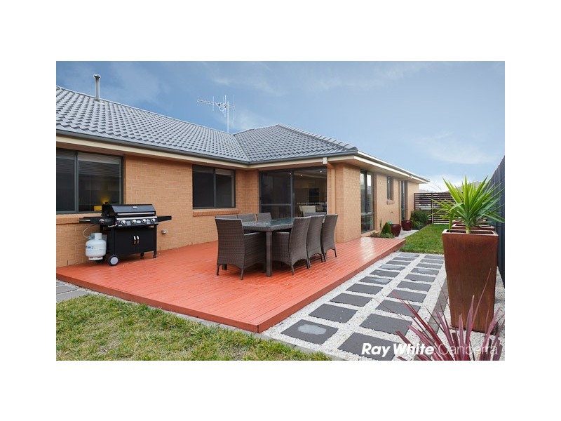 75 Percy Begg Circuit, Dunlop ACT 2615