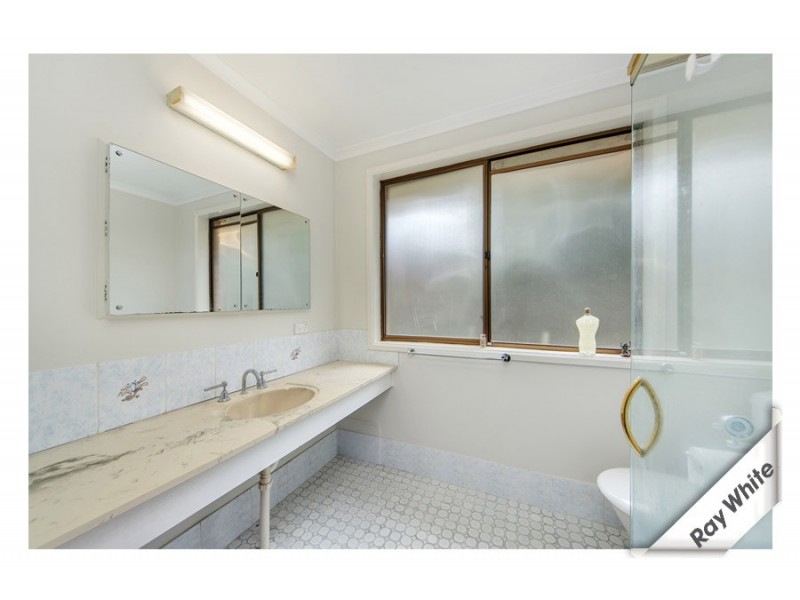 15 Cumpston Place, Macgregor ACT 2615