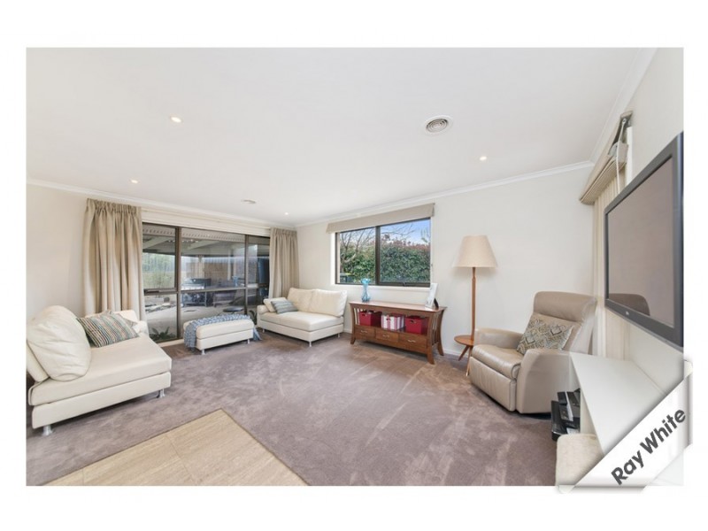 8 Wragge Place, Florey ACT 2615