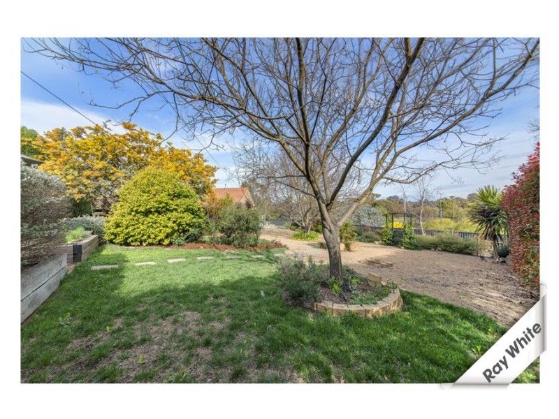 8 Wragge Place, Florey ACT 2615