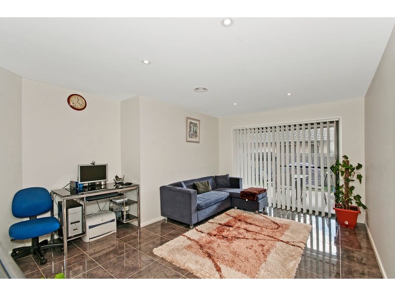 9 Koerstz Street, Dunlop ACT 2615