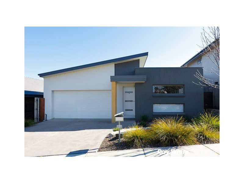 29 Amy Ackman Street, Forde ACT 2914