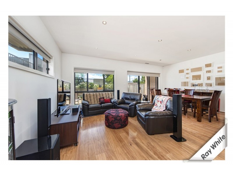 15/16 Ray Ellis Crescent, Forde ACT 2914