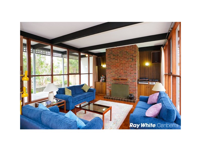 25 Molloy Crescent, Cook ACT 2614