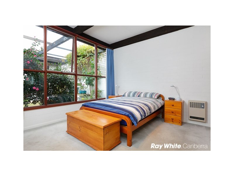 25 Molloy Crescent, Cook ACT 2614