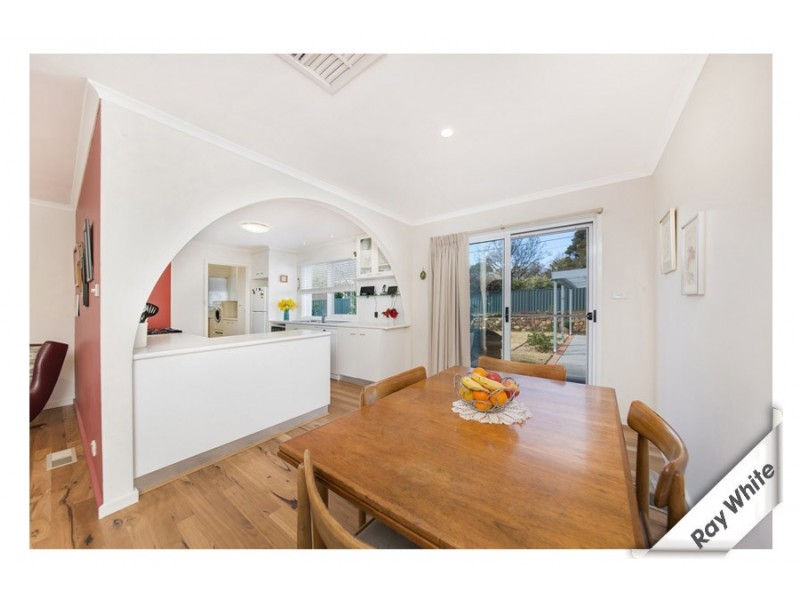 32 Mirrabucca Crescent, Giralang ACT 2617