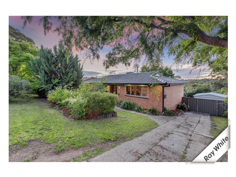 140 Chuculba Crescent, Giralang ACT 2617