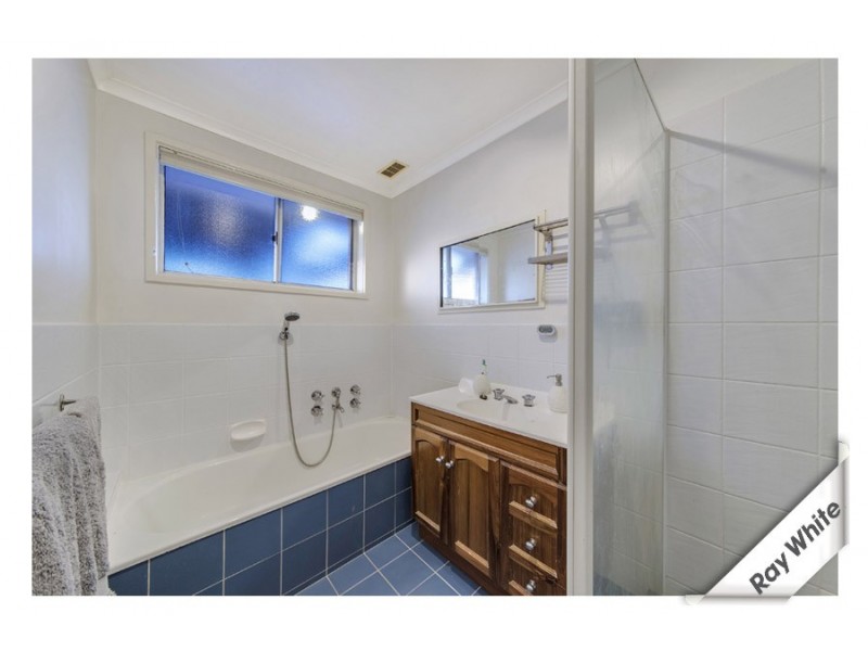 140 Chuculba Crescent, Giralang ACT 2617