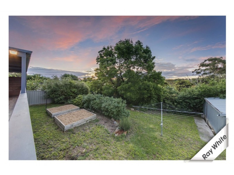 140 Chuculba Crescent, Giralang ACT 2617
