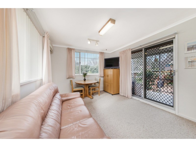 15 Henry Street, Cook ACT 2614