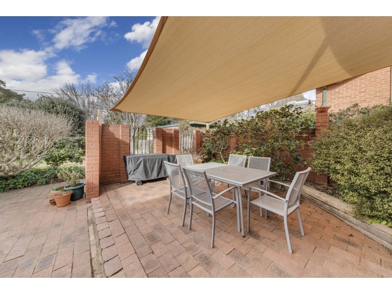 15 Henry Street, Cook ACT 2614