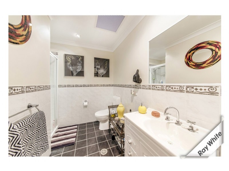 5/8 Proserpine Circuit, Amaroo ACT 2914