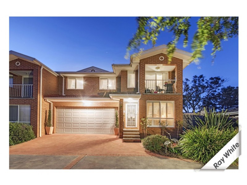 5/8 Proserpine Circuit, Amaroo ACT 2914