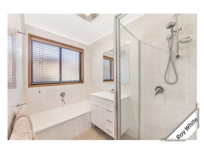 2 Bonnor Close, Holt ACT 2615