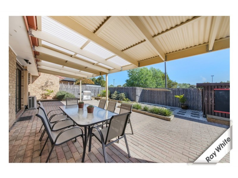 2 Bonnor Close, Holt ACT 2615