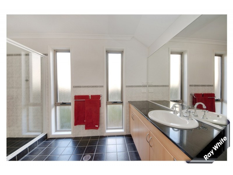 2/4 Arawang Lane, Palmerston ACT 2913