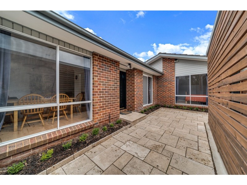 11 Hamlet Place, Florey ACT 2615