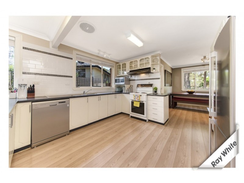 4 Maund Place, Macgregor ACT 2615