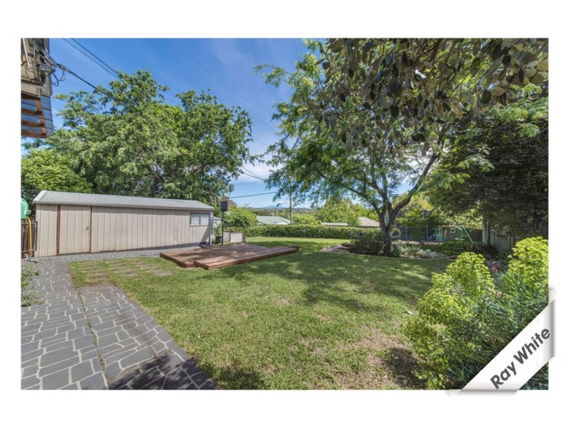 4 Maund Place, Macgregor ACT 2615
