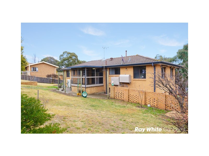 2 Dudi Place, Giralang ACT 2617