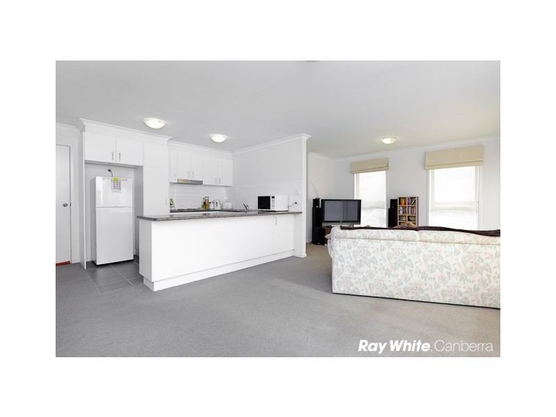 1/90 Eccles Circuit, Macgregor ACT 2615