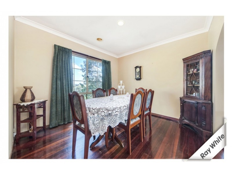32 Hughes Crescent, Ngunnawal ACT 2913