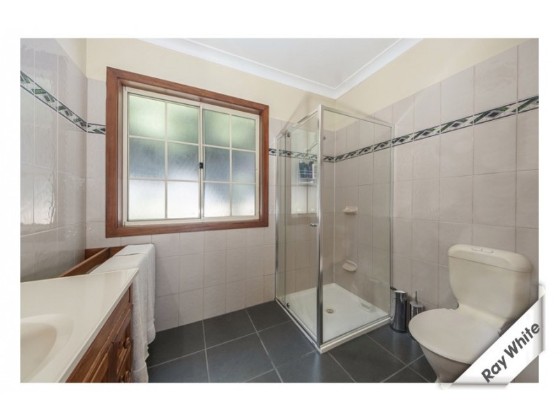 32 Hughes Crescent, Ngunnawal ACT 2913