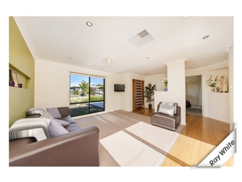 39 Greenman Street, Macgregor ACT 2615