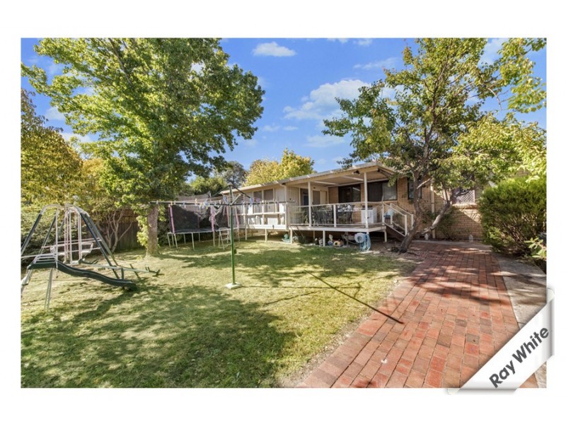 5 Mckid Court, Charnwood ACT 2615