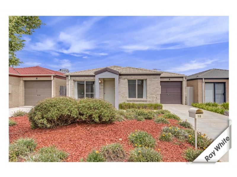 10 Stonehouse Street, Franklin ACT 2913